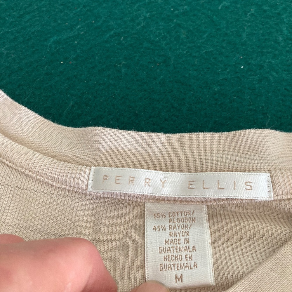 Vintage Perry Ellis V neck shirt M